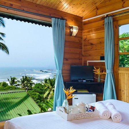 Aria Beach Resort วากาตอร์ ภายนอก รูปภาพ