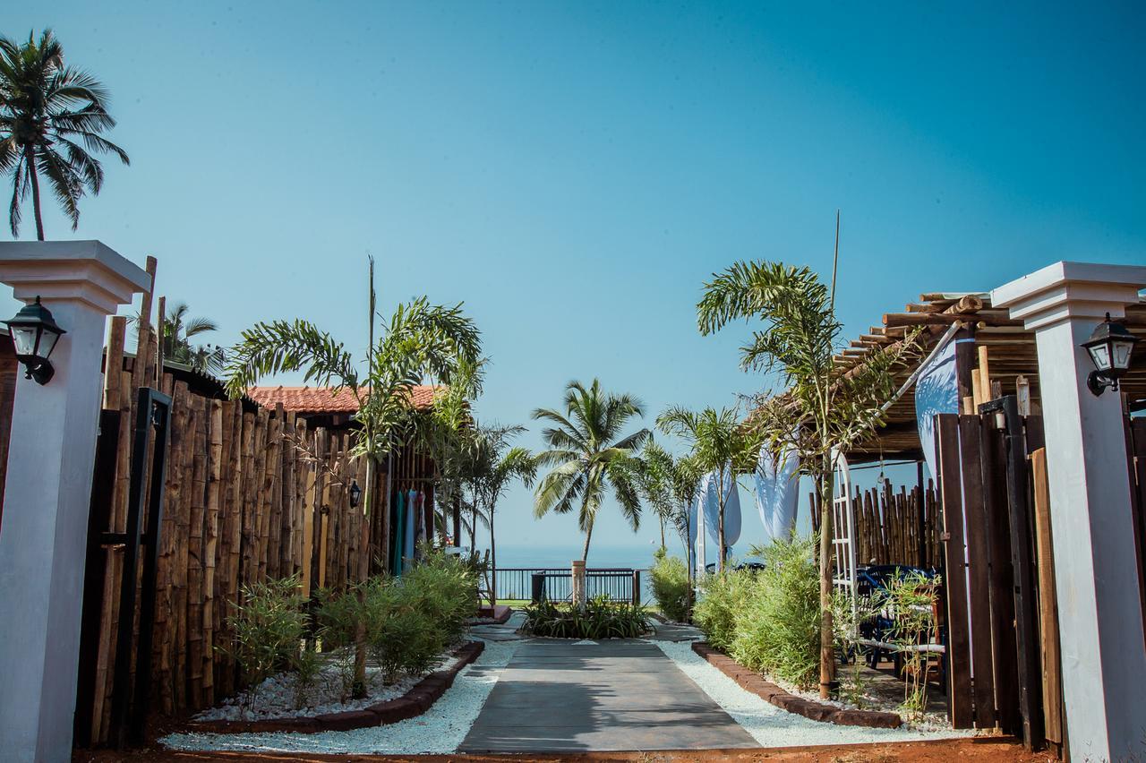 Aria Beach Resort วากาตอร์ ภายนอก รูปภาพ