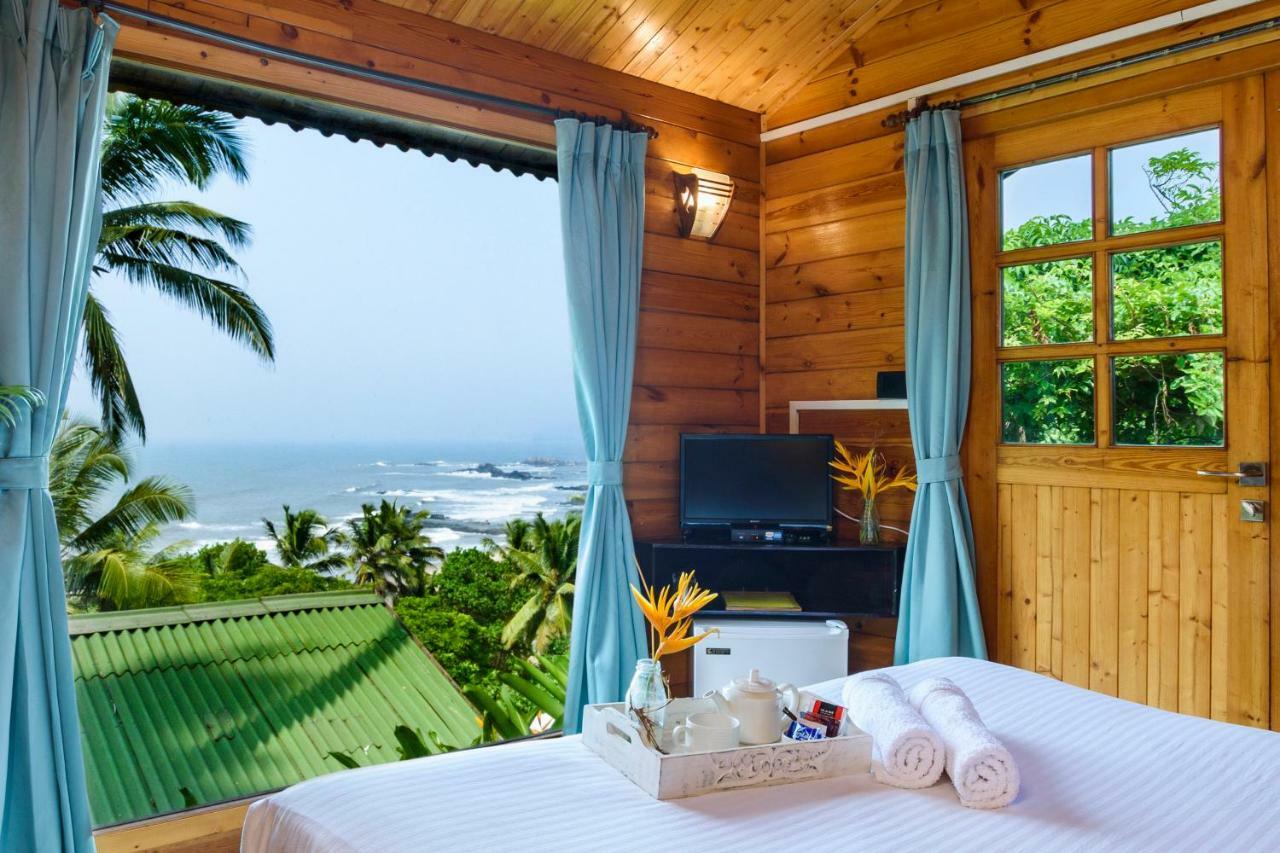 Aria Beach Resort วากาตอร์ ภายนอก รูปภาพ